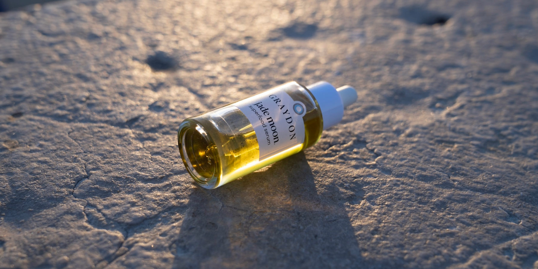 photo of jade moon superfood serum, a non-comedogenic barrier support oil powered by plant-based ingredients
